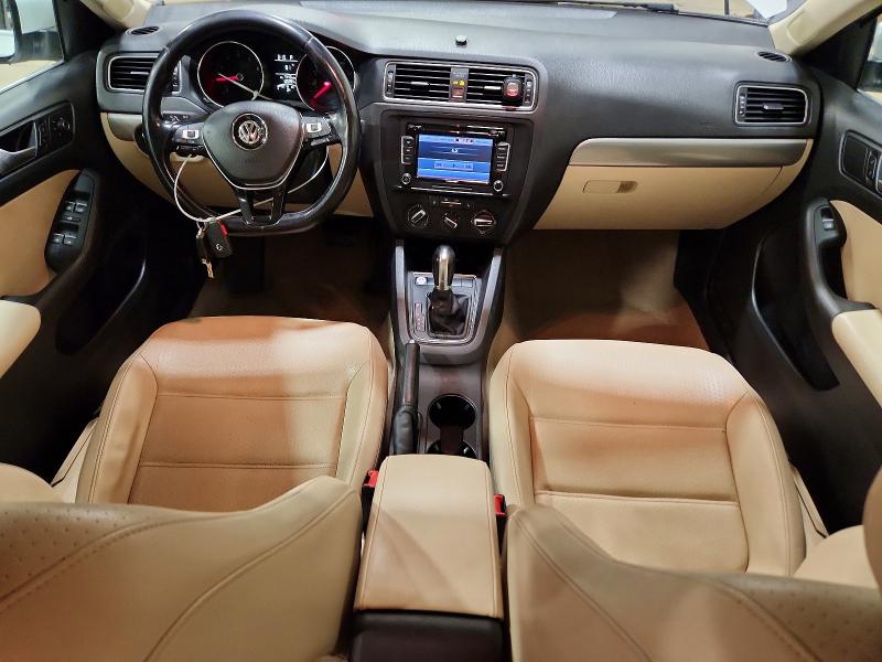 69108646 :رقم المزاد ، 3VWD17AJ4FM259480 vin ، 2015 Volkswagen Jetta مزاد بيع