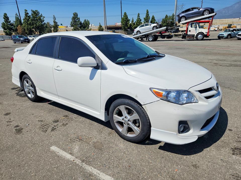 2011 Toyota Corolla მანქანა იყიდება აუქციონზე, vin: 2T1BU4EE0BC674411, აუქციონის ნომერი: 69244666