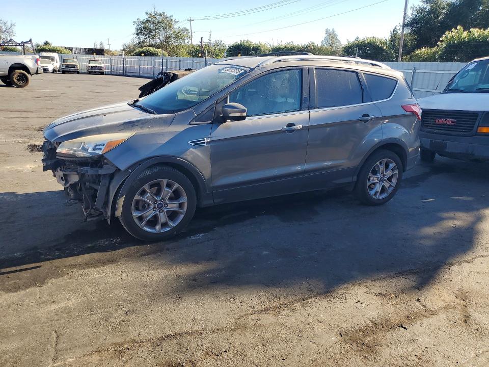 2014 Ford Escape მანქანა იყიდება აუქციონზე, vin: 1FMCU0J98EUA85079, აუქციონის ნომერი: 69923316
