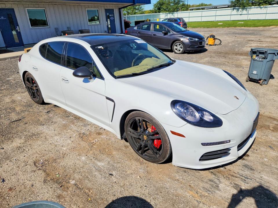2015 Porsche Panamera მანქანა იყიდება აუქციონზე, vin: WP0AA2A72FL000498, აუქციონის ნომერი: 71102166