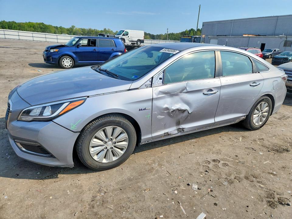 Продаж на аукціоні авто 2016 Hyundai Sonata Hybrid, vin: KMHE24L13GA041587, номер лоту: 69366586