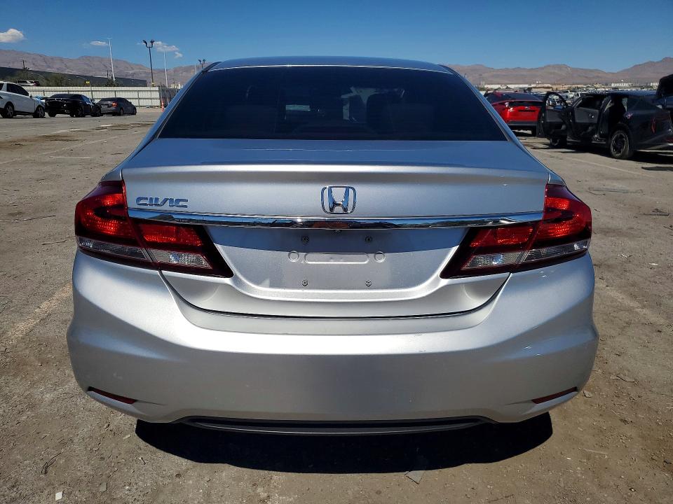 70071566 :رقم المزاد ، 2HGFB2F56FH557794 vin ، 2015 Honda Civic مزاد بيع