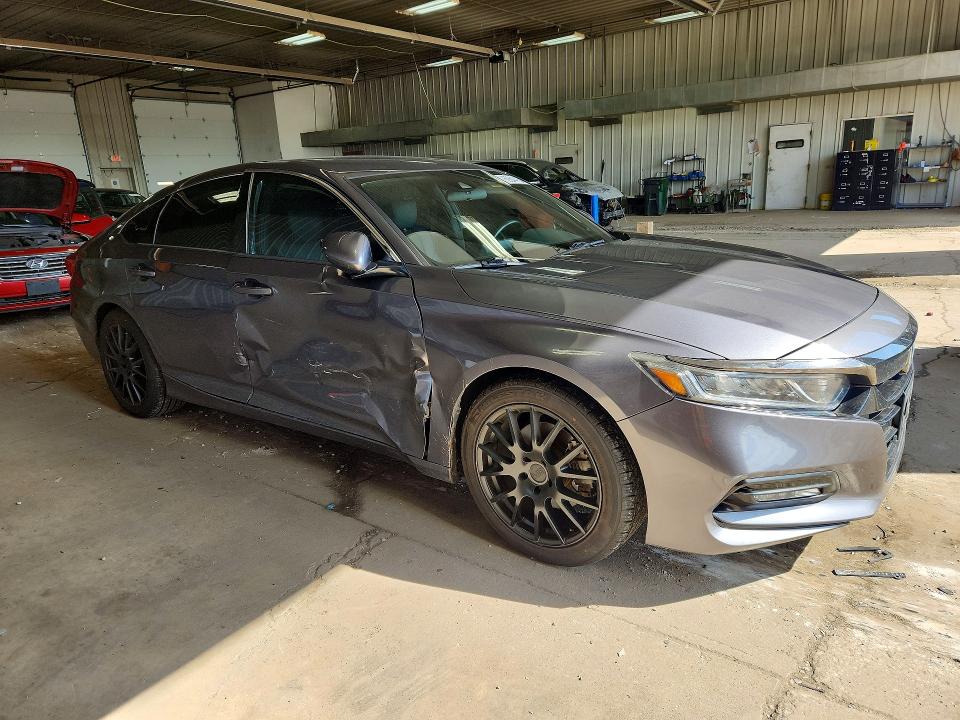 Продаж на аукціоні авто 2018 Honda Accord, vin: 1HGCV1F36JA028663, номер лоту: 69644156