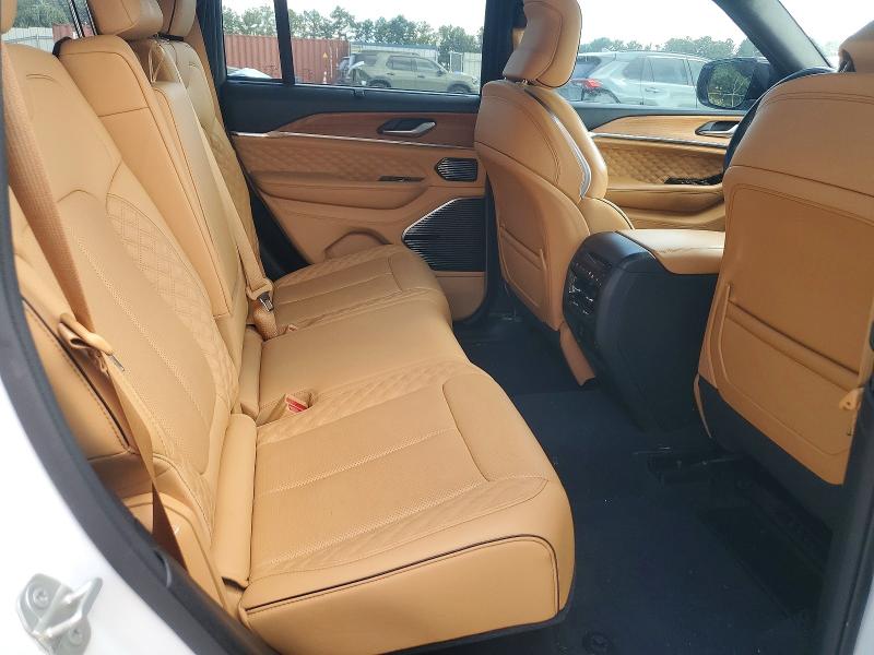 Продажа на аукционе авто 2023 Jeep Grand Cherokee, vin: 1C4RJHEG9P8763669, номер лота: 67640206