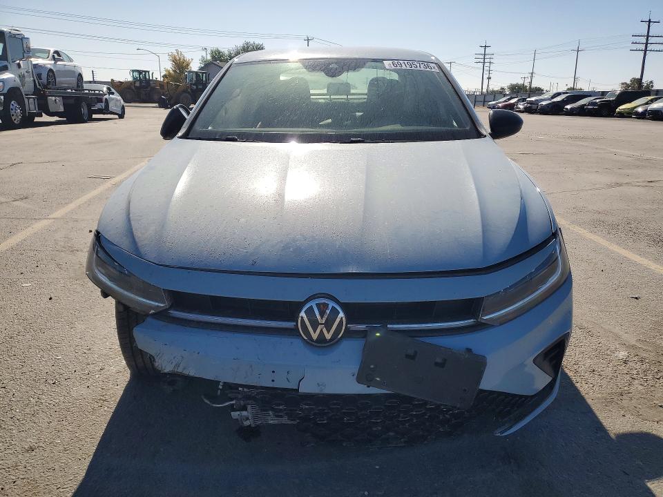 Продаж на аукціоні авто 2025 Volkswagen Jetta, vin: 3VWBX7BU6SM033188, номер лоту: 69195736