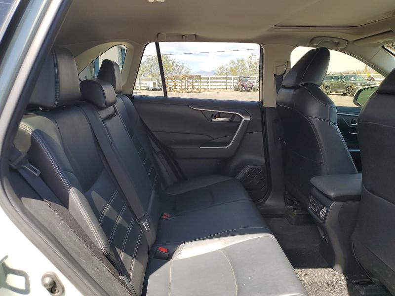 Продажа на аукционе авто 2021 Toyota Rav4, vin: JTMA1RFV5MD076837, номер лота: 68850786