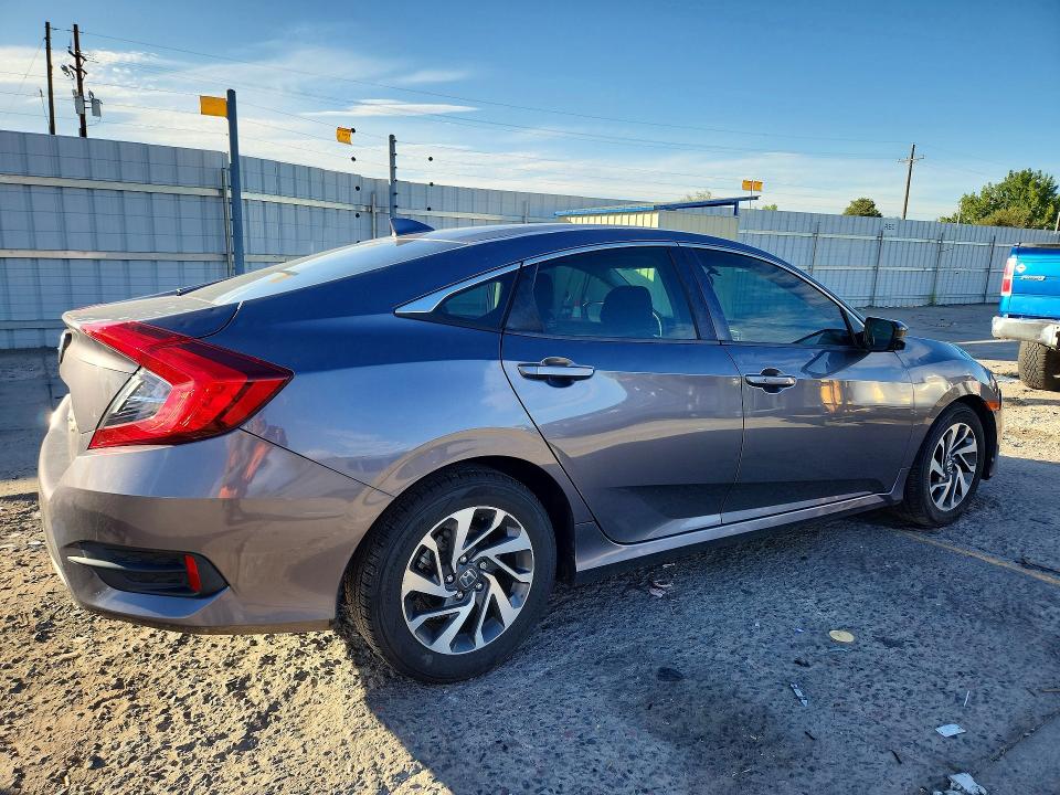 Aukcja sprzedaży 2017 Honda Civic, vin: 19XFC2F79HE042641, numer aukcji: 68206346
