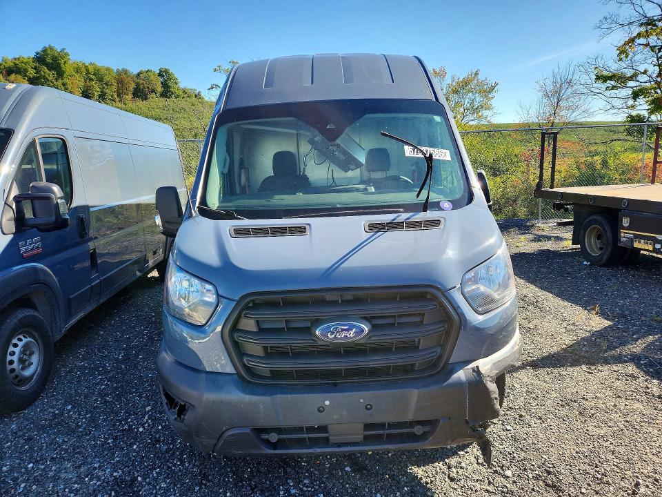 67937586 :رقم المزاد ، 1FTBR3X89LKB28371 vin ، 2020 Ford Transit 250 مزاد بيع