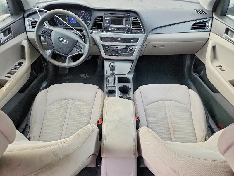 70568216 :رقم المزاد ، 5NPE24AF5FH031153 vin ، 2015 Hyundai Sonata مزاد بيع
