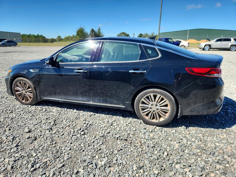 2017 Kia Optima მანქანა იყიდება აუქციონზე, vin: 5XXGV4L2XHG126185, აუქციონის ნომერი: 70694856