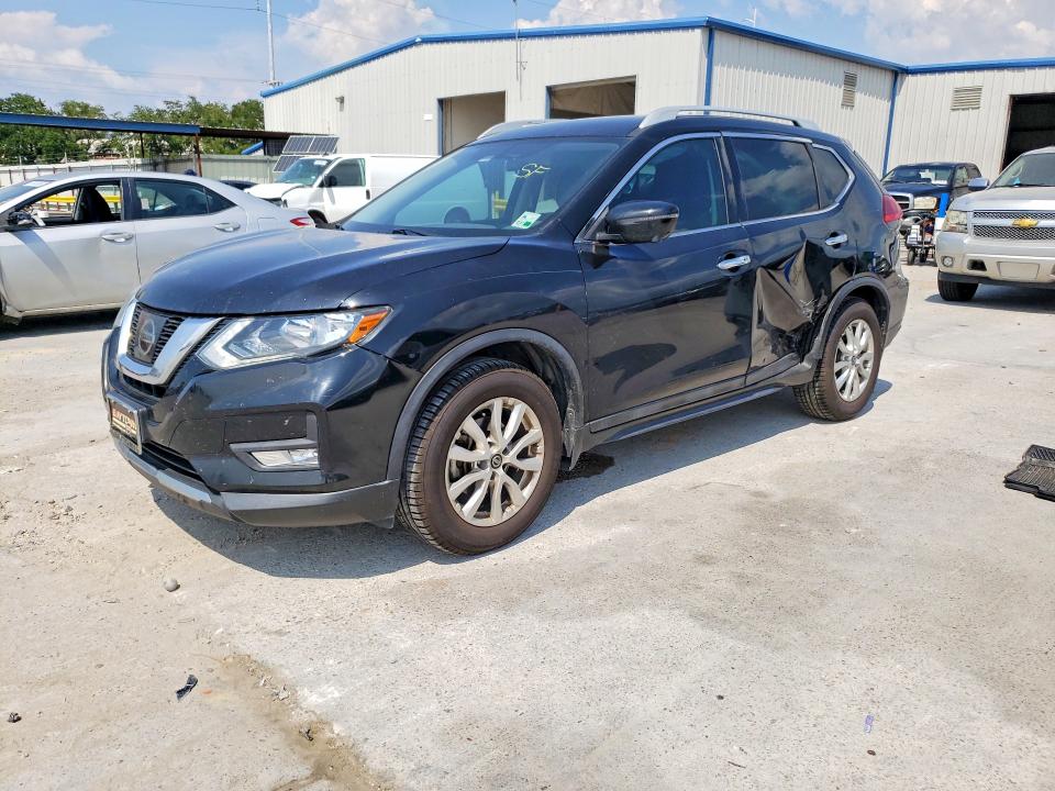 Auction sale of the 2017 Nissan Rogue, vin: 5N1AT2MT6HC877674, lot number: 69697946