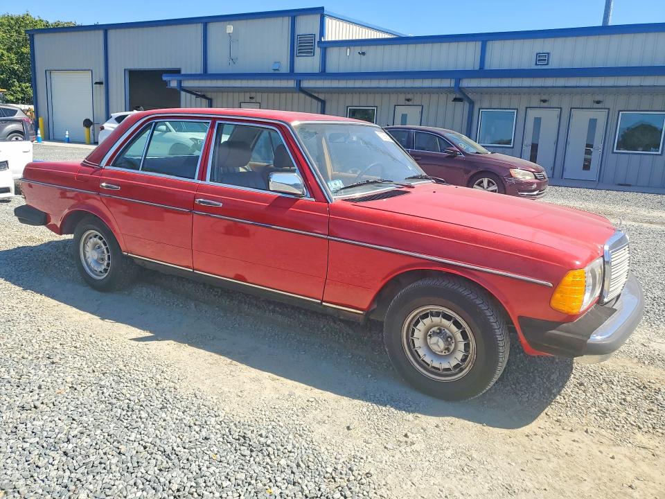 Продажа на аукционе авто 1983 Mercedes-benz 300, vin: WDBAB33A0DB024182, номер лота: 70868676