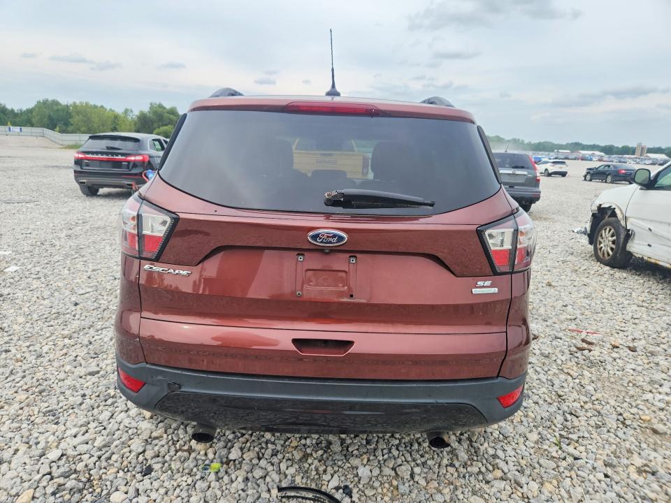 2018 Ford Escape მანქანა იყიდება აუქციონზე, vin: 1FMCU0GD9JUC28465, აუქციონის ნომერი: 68389346