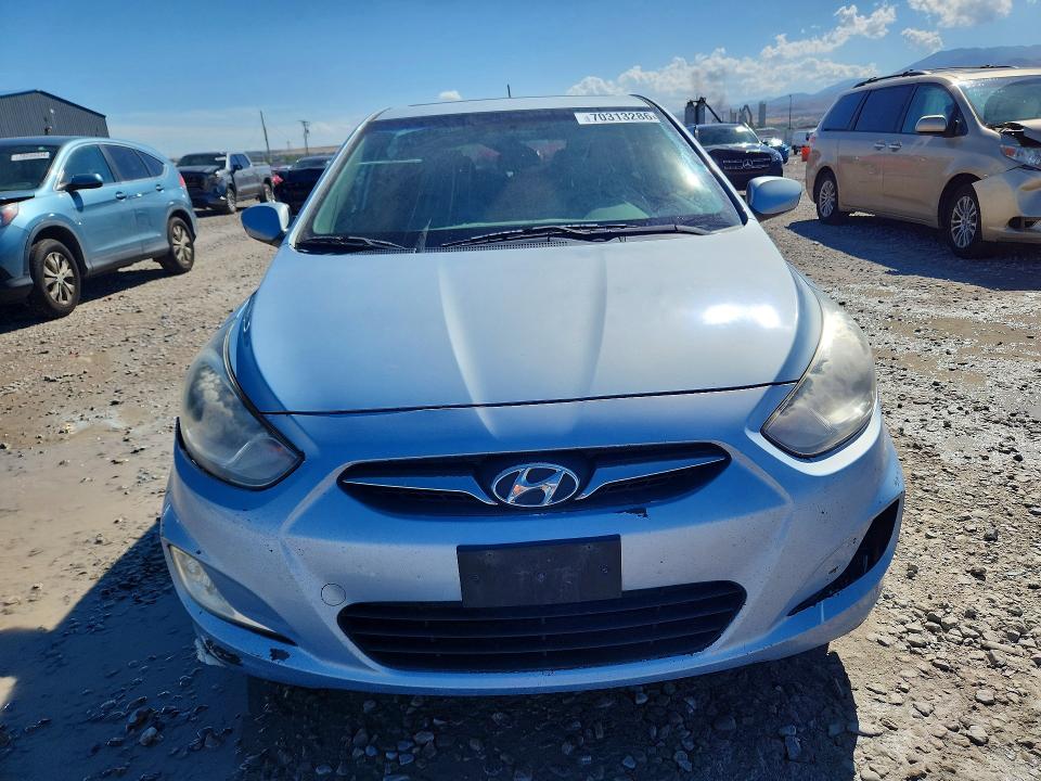 70313286 :رقم المزاد ، KMHCU5AE1CU014958 vin ، 2012 Hyundai Accent مزاد بيع