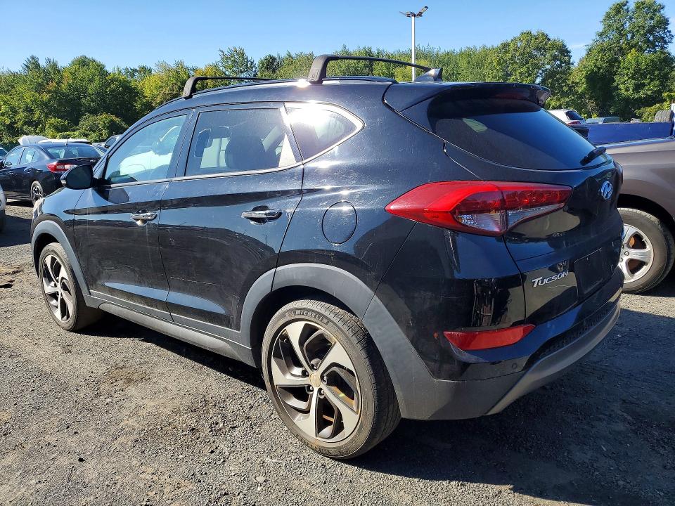 68218636 :رقم المزاد ، KM8J3CA21GU245885         vin ، 2016 Hyundai Tucson مزاد بيع