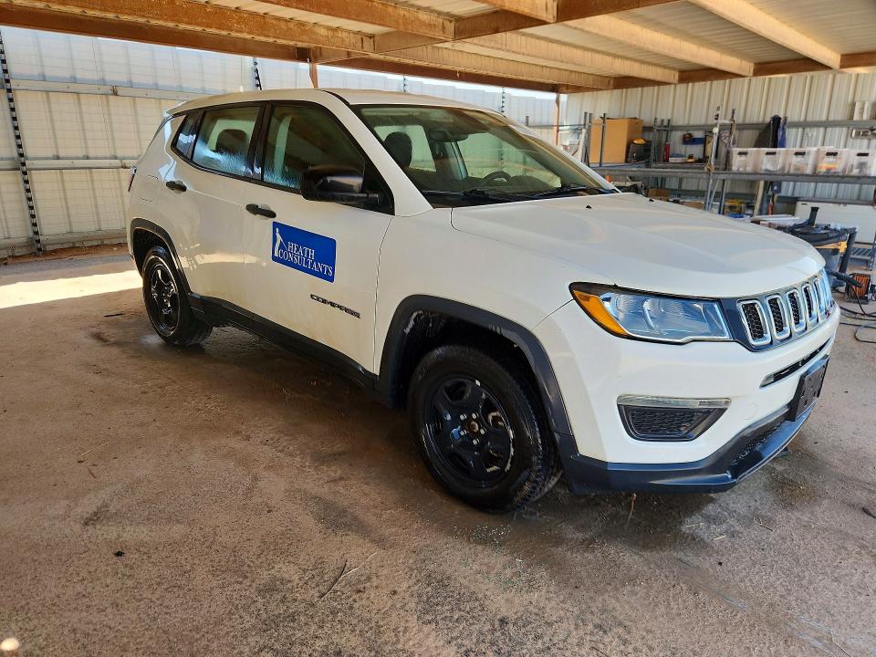 67975836 :رقم المزاد ، 3C4NJCAB7HT661026 vin ، 2017 Jeep Compass مزاد بيع