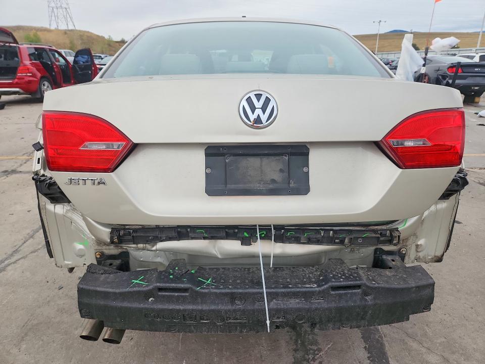 Продажа на аукционе авто 2013 Volkswagen Jetta, vin: 3VW2K7AJ4DM253616, номер лота: 69779056