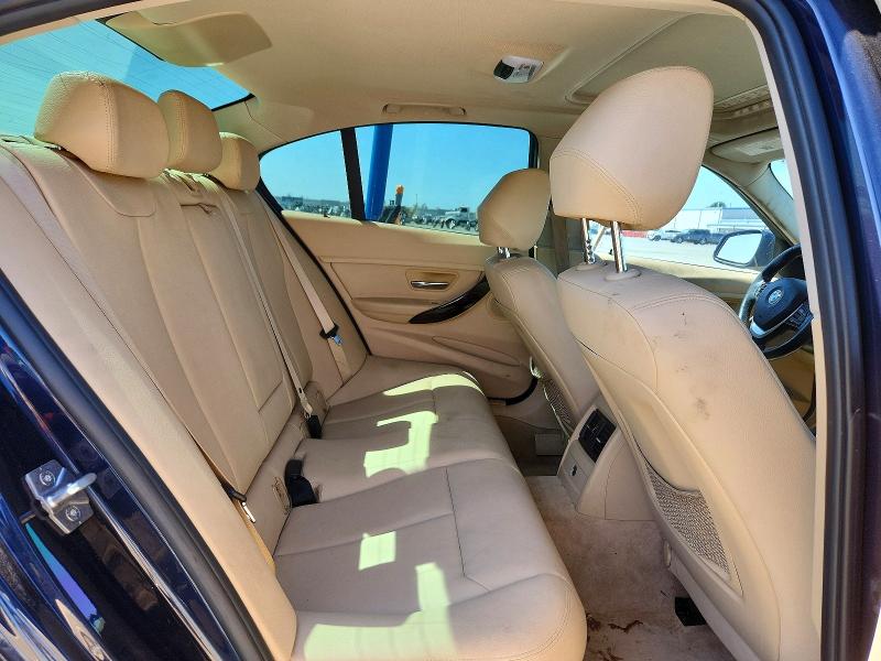 70715346 :رقم المزاد ، WBA3C1C55EK115641 vin ، 2014 Bmw 328 مزاد بيع