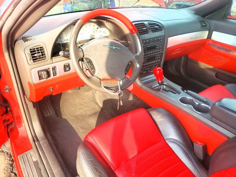 68135786 :رقم المزاد ، 1FAHP60A52Y102902 vin ، 2002 Ford Thunderbird مزاد بيع