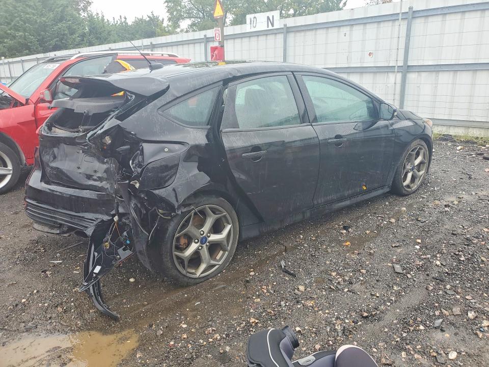 2016 Ford Focus მანქანა იყიდება აუქციონზე, vin: 1FADP3L92GL343108, აუქციონის ნომერი: 70104066