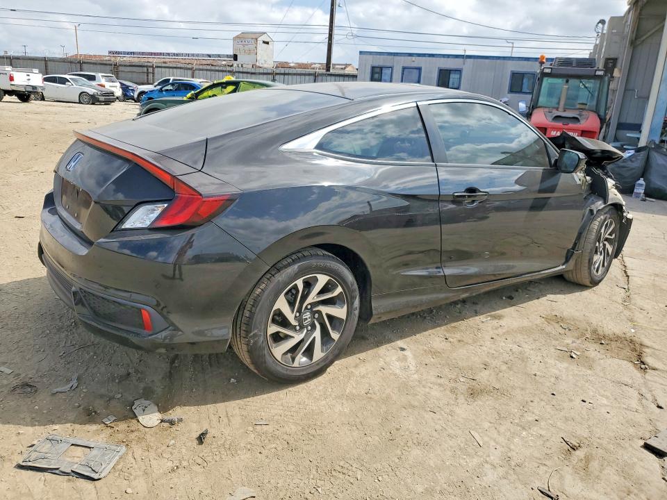 69885026 :رقم المزاد ، 2HGFC4B02HH301688 vin ، 2017 Honda Civic مزاد بيع