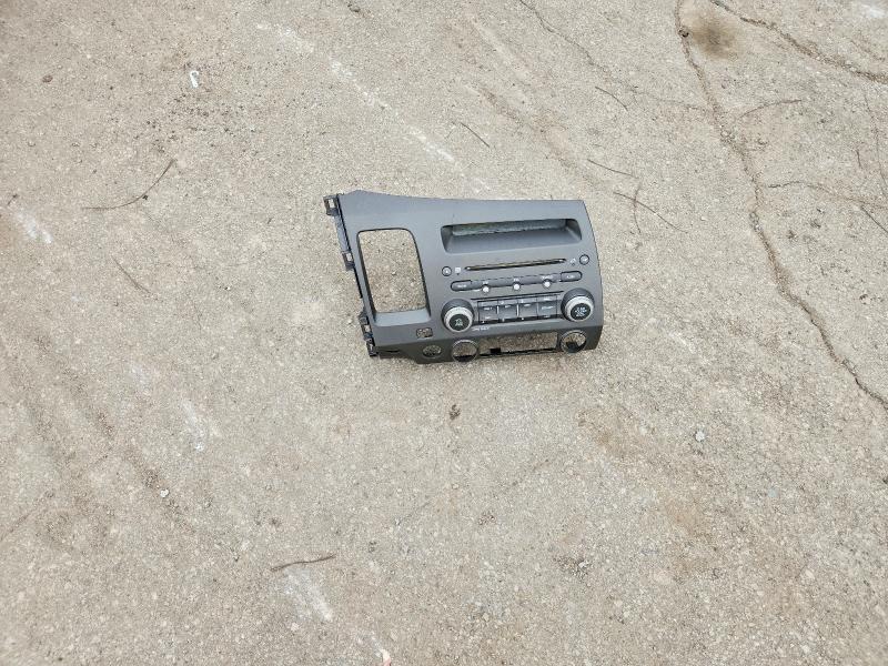 2007 Honda Civic მანქანა იყიდება აუქციონზე, vin: 2HGFG12607H555731, აუქციონის ნომერი: 70954496