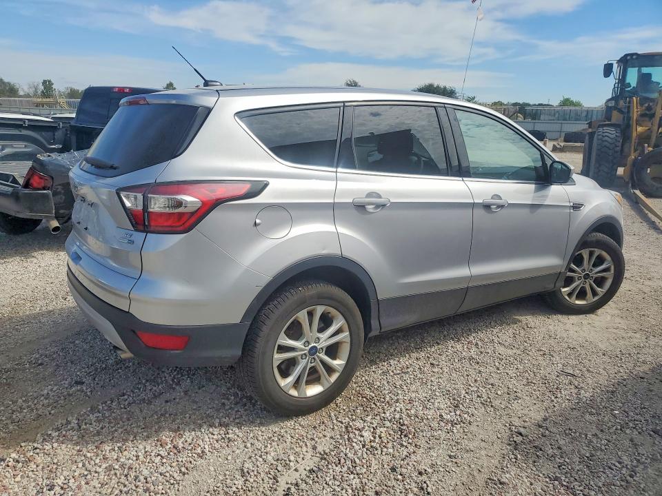 Продаж на аукціоні авто 2017 Ford Escape, vin: 1FMCU9G97HUA15735, номер лоту: 69190676
