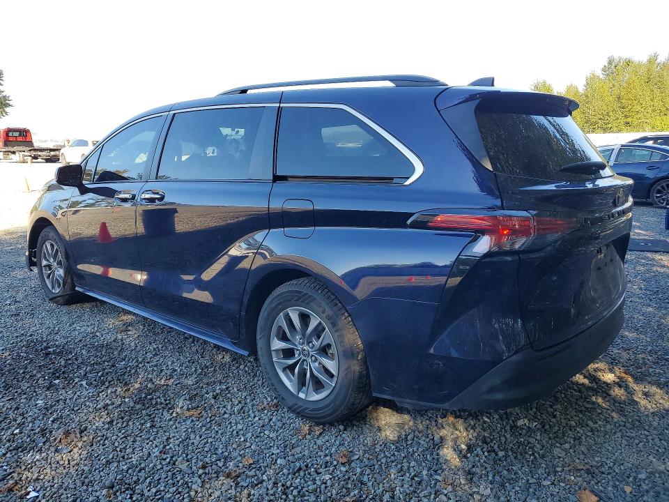 Продажа на аукционе авто 2022 Toyota Sienna, vin: 5TDYRKEC2NS093194, номер лота: 69639166