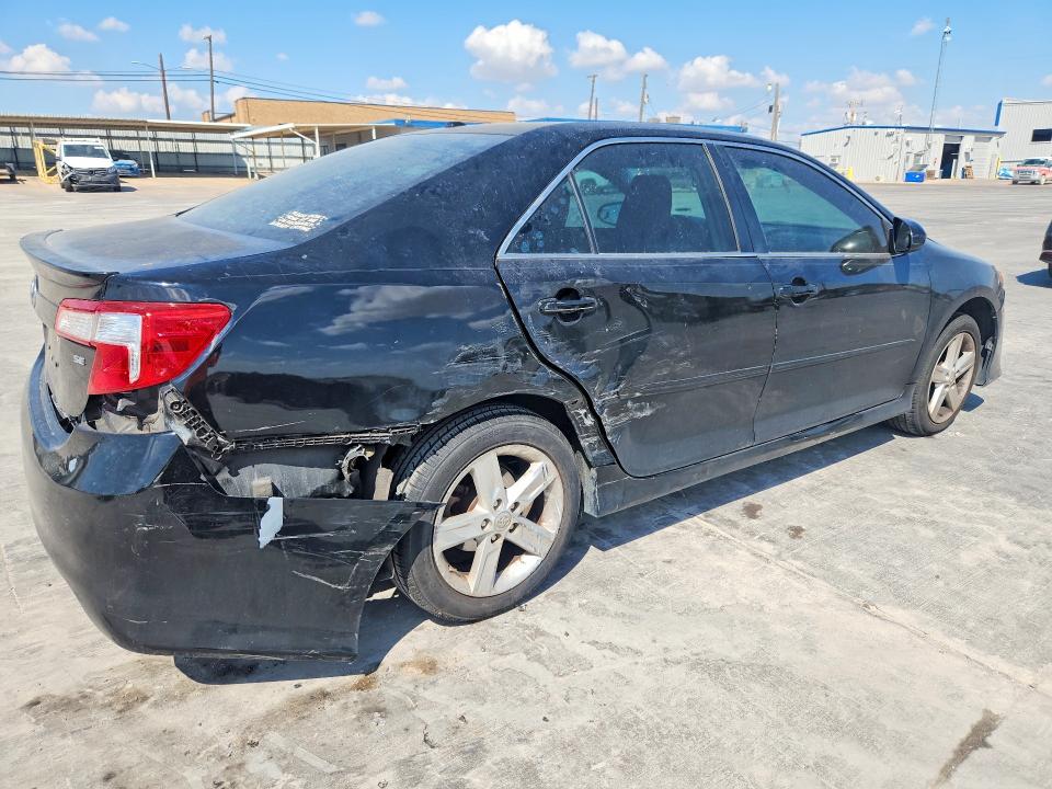 69100456 :رقم المزاد ، 4T1BF1FK4EU869539 vin ، 2014 Toyota Camry مزاد بيع