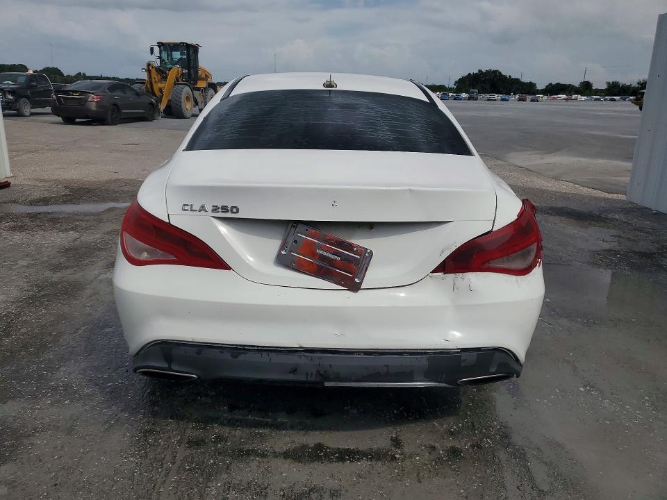 68793486 :رقم المزاد ، WDDSJ4EB5JN678728 vin ، 2018 Mercedes-benz Cla مزاد بيع