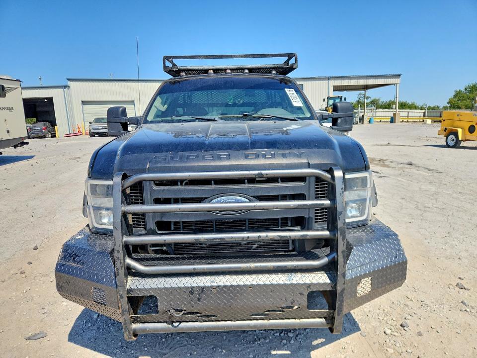 67529416 :رقم المزاد ، 1FTWF30568ED82930 vin ، 2008 Ford F350 مزاد بيع