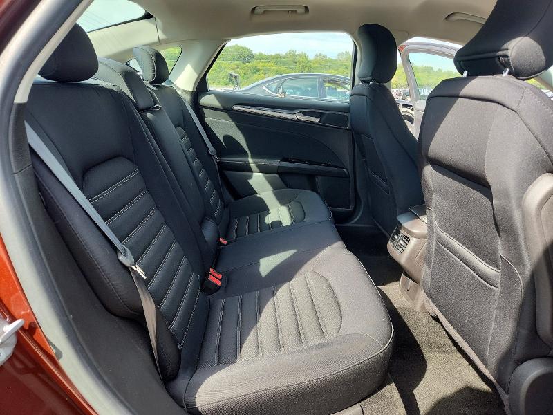 70125656 :رقم المزاد ، 3FA6P0H74FR278132 vin ، 2015 Ford Fusion مزاد بيع