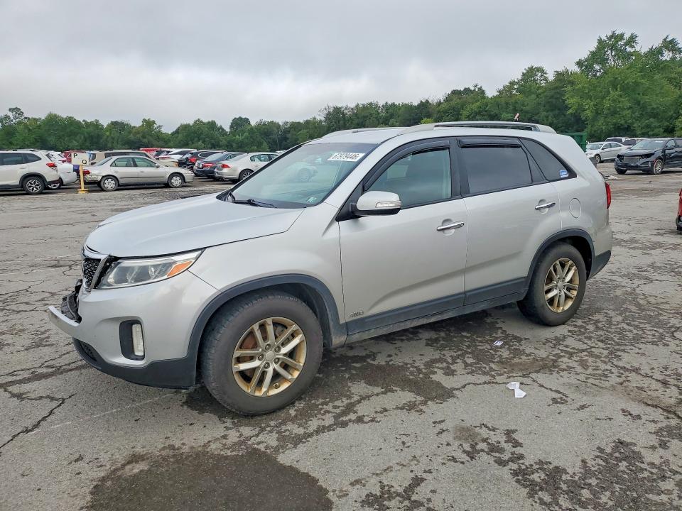 67979446 :رقم المزاد ، 5XYKTCA68FG593923 vin ، 2015 Kia Sorento مزاد بيع