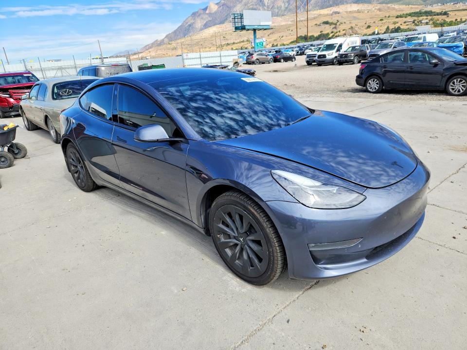 Продаж на аукціоні авто 2022 Tesla Model 3, vin: 5YJ3E1EB6NF144188, номер лоту: 69815616