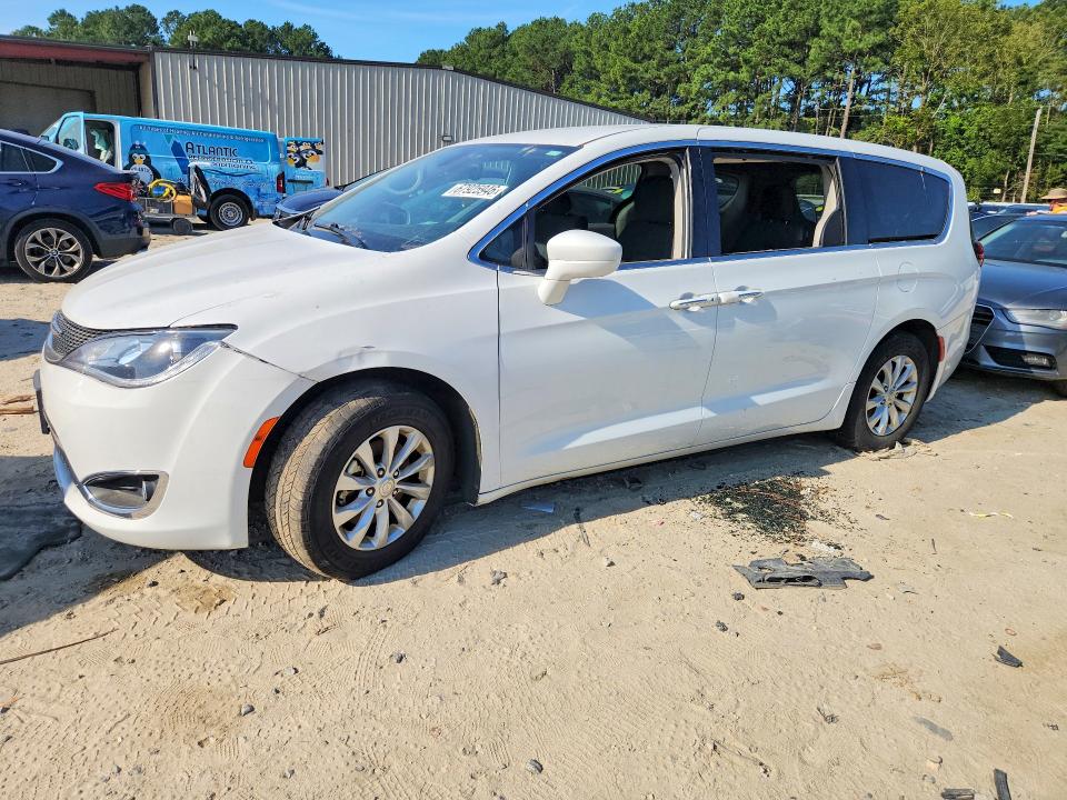 Продаж на аукціоні авто 2019 Chrysler Pacifica, vin: 2C4RC1FG4KR506948, номер лоту: 67925946