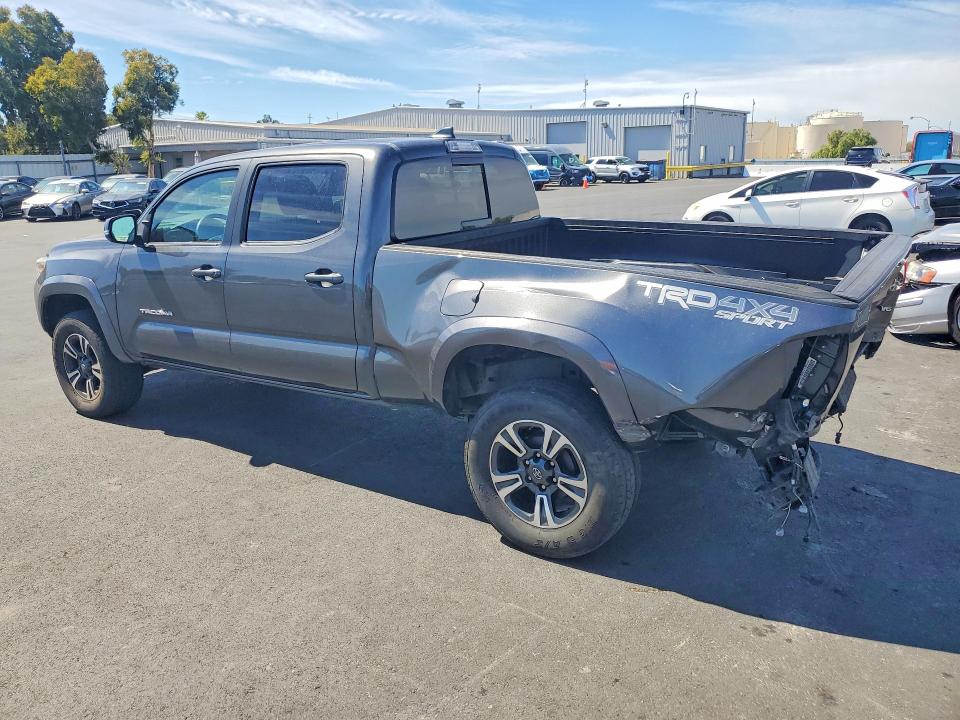 68412006 :رقم المزاد ، 3TMDZ5BN4JM047852 vin ، 2018 Toyota Tacoma مزاد بيع