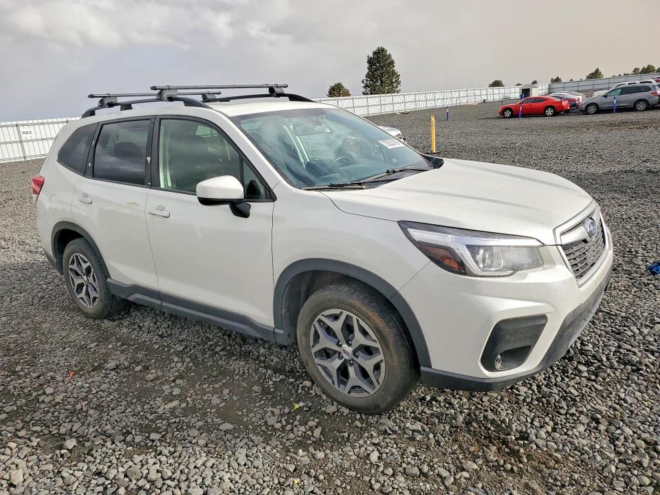 Продажа на аукционе авто 2020 Subaru Forester, vin: JF2SKAJCXLH524832, номер лота: 70553796