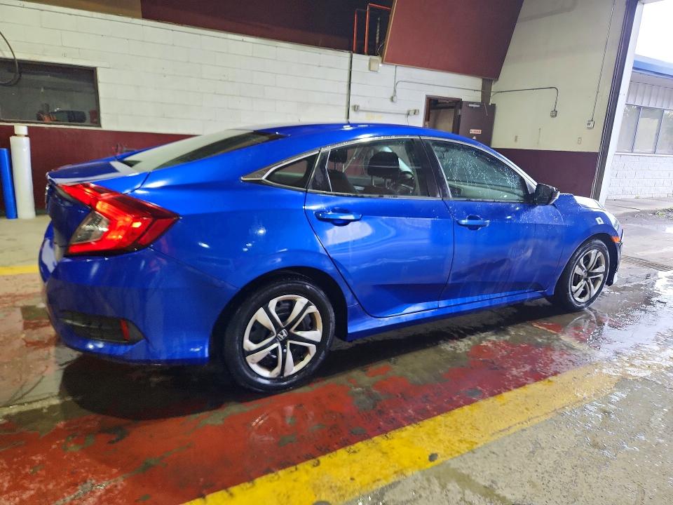 70347036 :رقم المزاد ، 2HGFC2F55HH564719 vin ، 2017 Honda Civic مزاد بيع