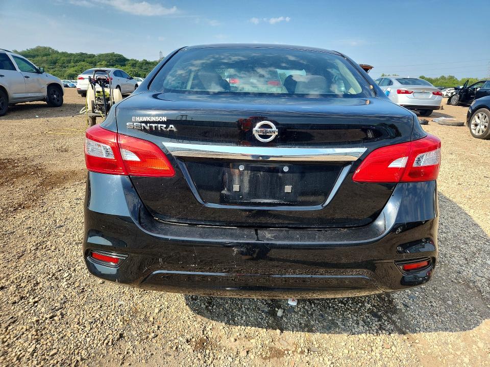 2018 Nissan Sentra მანქანა იყიდება აუქციონზე, vin: 3N1AB7AP4JY219749, აუქციონის ნომერი: 67326086