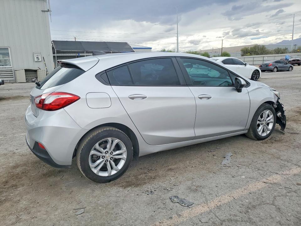 69623216 :رقم المزاد ، 3G1BC6SM9KS603746 vin ، 2019 Chevrolet Cruze مزاد بيع