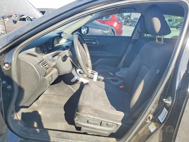 68693606 :رقم المزاد ، 1HGCR2F52FA239006 vin ، 2015 Honda Accord مزاد بيع