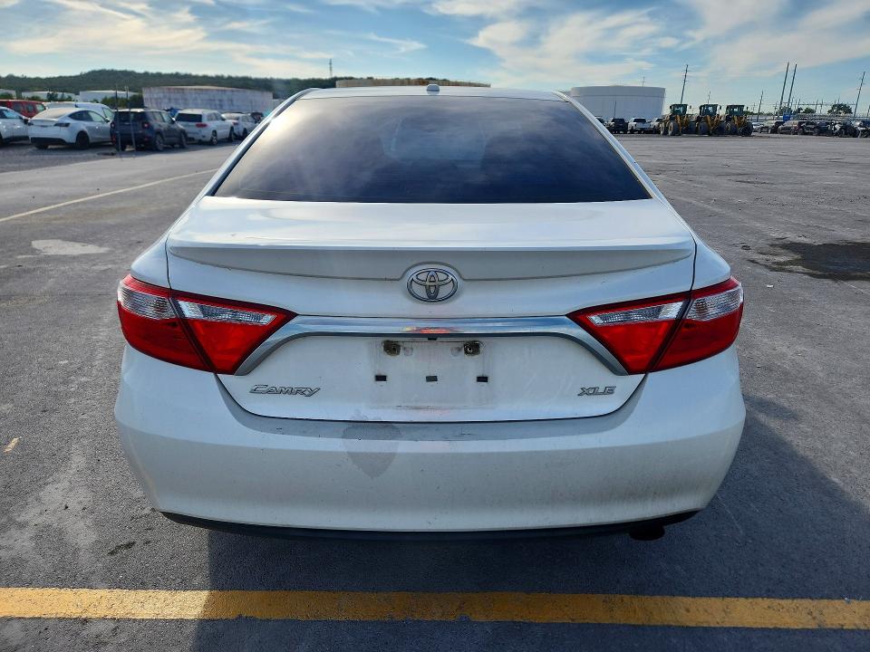 Aukcja sprzedaży 2015 Toyota Camry, vin: 4T1BF1FK6FU078821, numer aukcji: 70292856