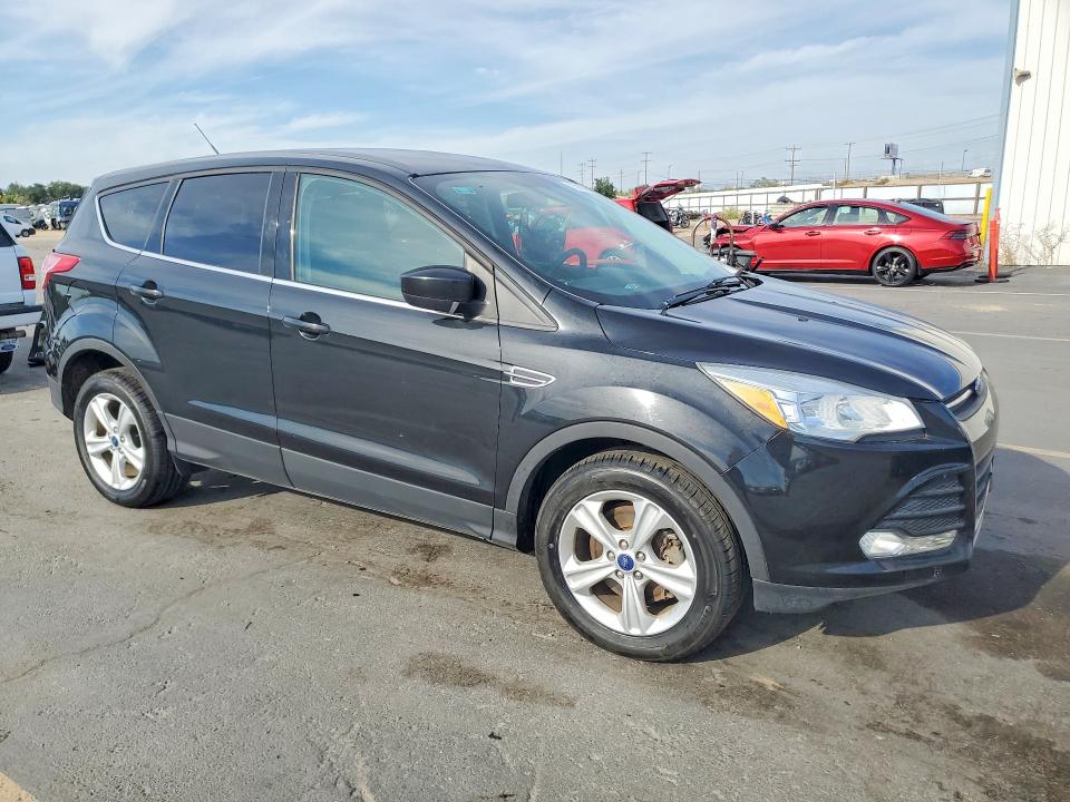 70107646 :رقم المزاد ، 1FMCU9GX3FUB09803 vin ، 2015 Ford Escape مزاد بيع