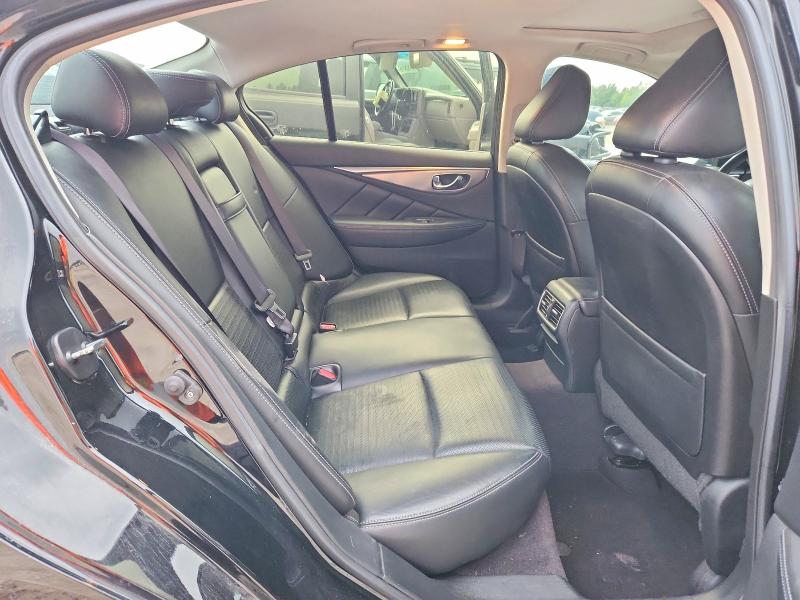 68225126 :رقم المزاد ، JN1EV7AP2JM355423 vin ، 2018 Infiniti Q50 مزاد بيع