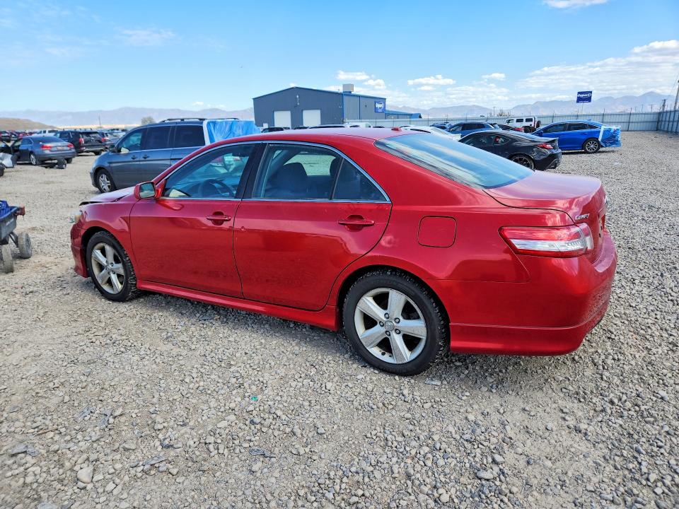 2010 Toyota Camry მანქანა იყიდება აუქციონზე, vin: 4T1BF3EK0AU069120, აუქციონის ნომერი: 70646806