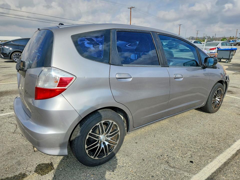 Продаж на аукціоні авто 2010 Honda Fit, vin: JHMGE8H20AS007409, номер лоту: 69738906