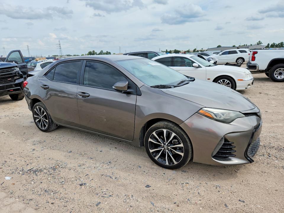 67128396 :رقم المزاد ، 5YFBURHE7HP579748 vin ، 2017 Toyota Corolla مزاد بيع