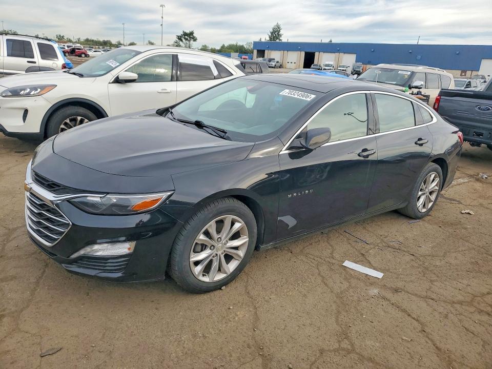Auction sale of the 2019 Chevrolet Malibu, vin: 1G1ZD5STXKF221842, lot number: 70324906