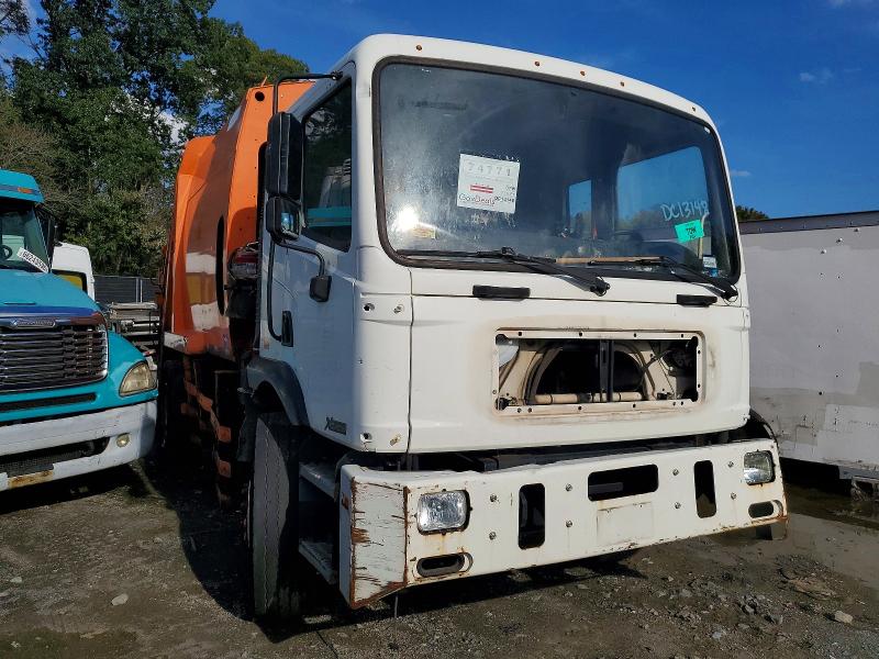 71103266 :رقم المزاد ، 516M3LEE8LH230481 vin ، 2020 Autocar Llc Xpert مزاد بيع
