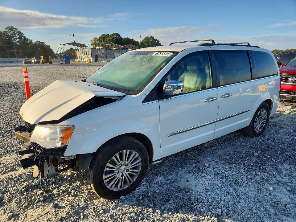 2013 Chrysler Town & Country მანქანა იყიდება აუქციონზე, vin: 2C4RC1CGXDR589616, აუქციონის ნომერი: 67872396